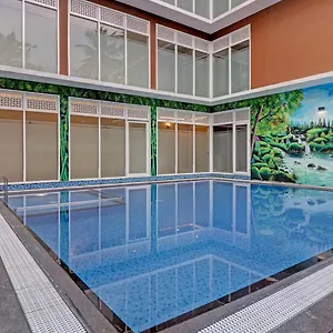 Hotel Treebo Golden Terminal, Airport, Kochi